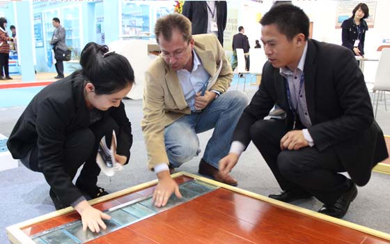 安邦集團參加中國（北京）國際供熱通風(fēng)空調(diào)、衛(wèi)生潔具及城建設(shè)備與技術(shù)展會現(xiàn)場(圖6)